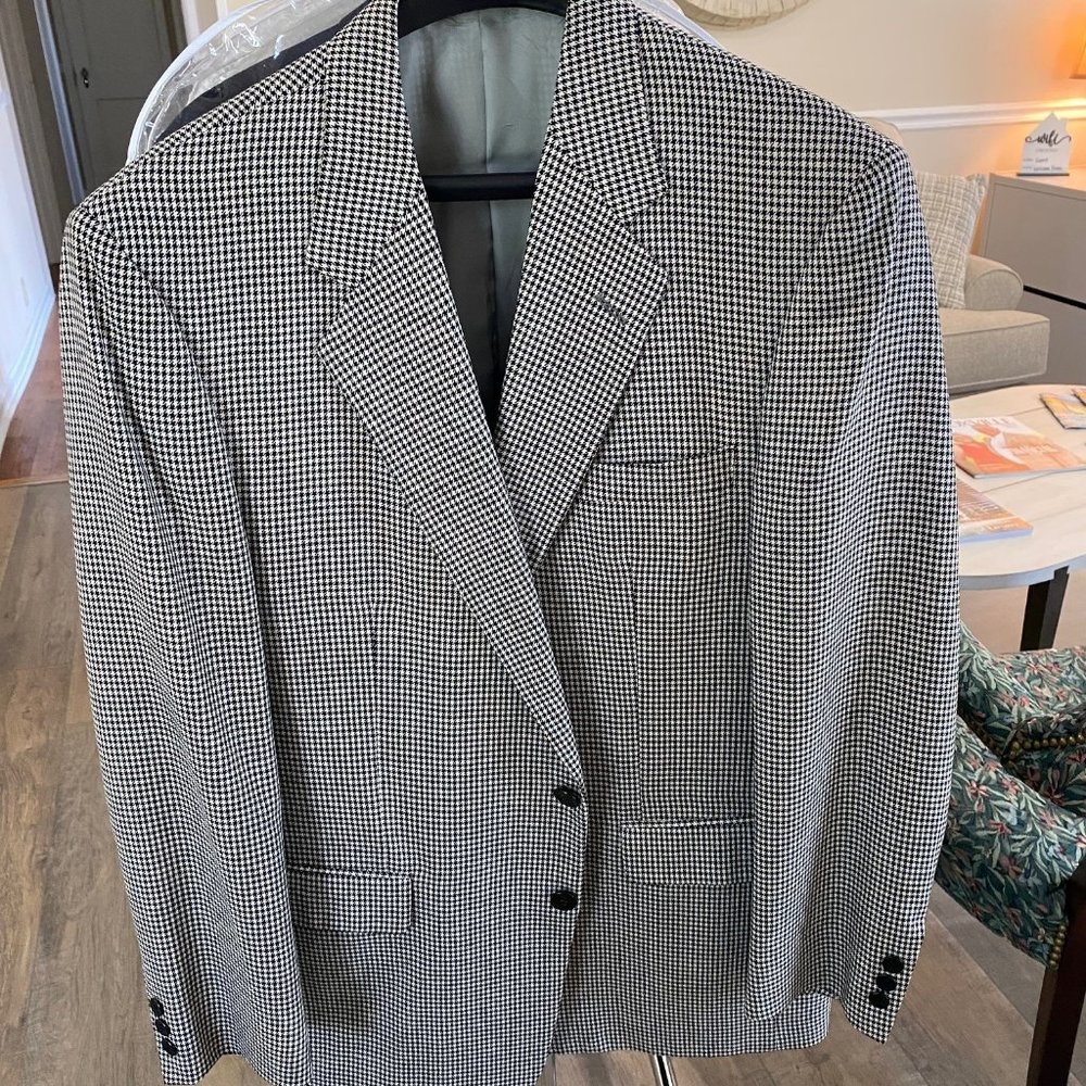 Marzotto	Mens black & white houndstooth sport coat